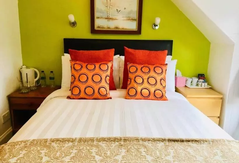 Rowantreebank Bed And Breakfast