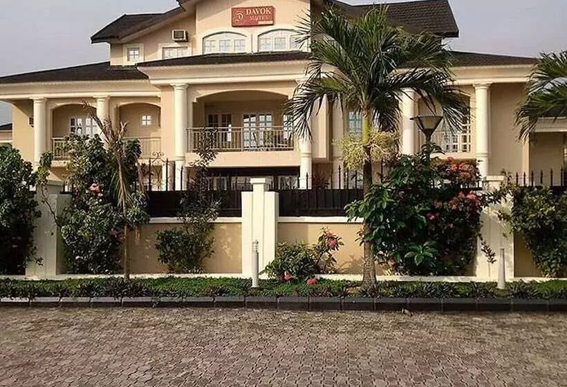 هتل Davok Suites Uyo