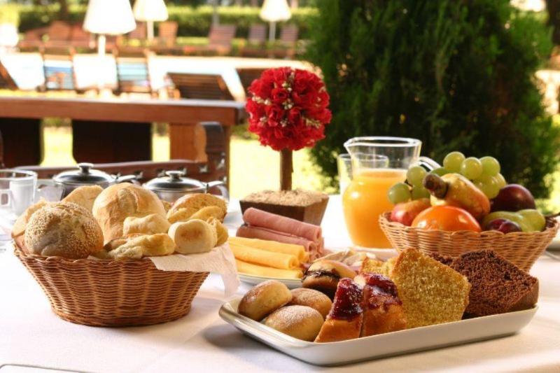 Alpino Hotel São Roque