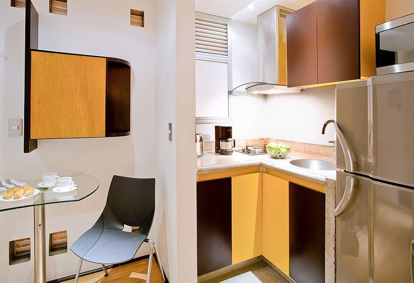 Estelar Apartamentos Aeropuerto