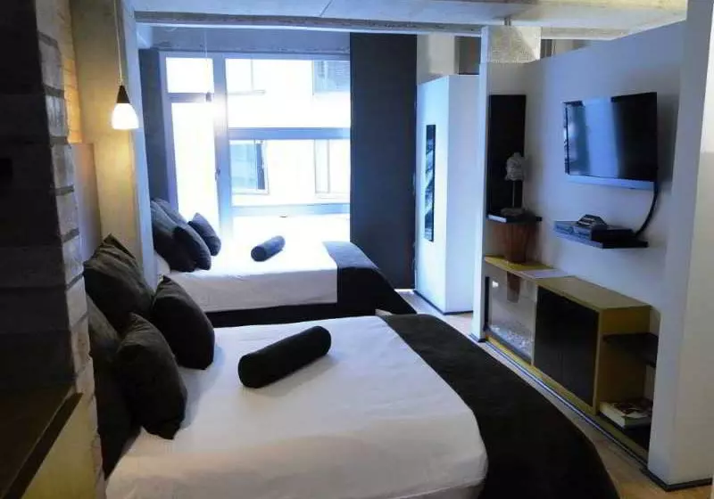 Estelar Apartamentos Aeropuerto