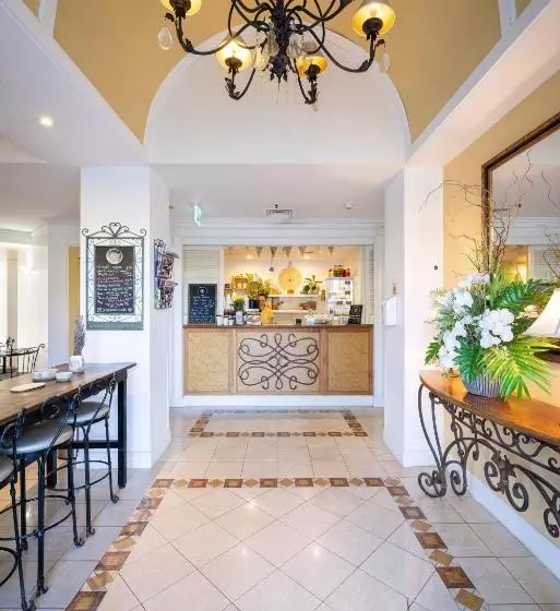 Bel Air On Broadbeach Official