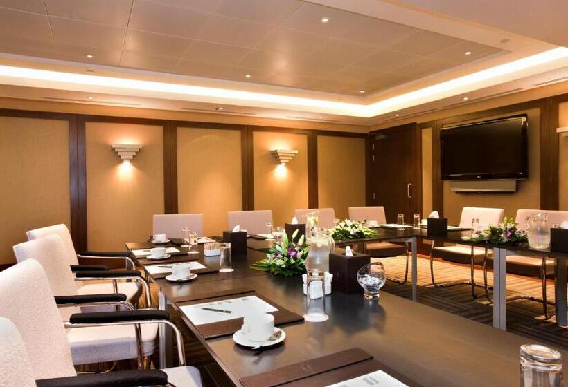 Grand Millennium Al Wahda Hotel And Executive Apartments Abu Dhabi