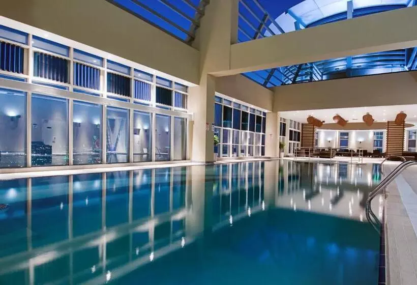 Grand Millennium Al Wahda Hotel And Executive Apartments Abu Dhabi