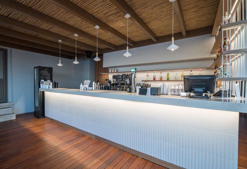 Akasha Beach Hotel & Spa