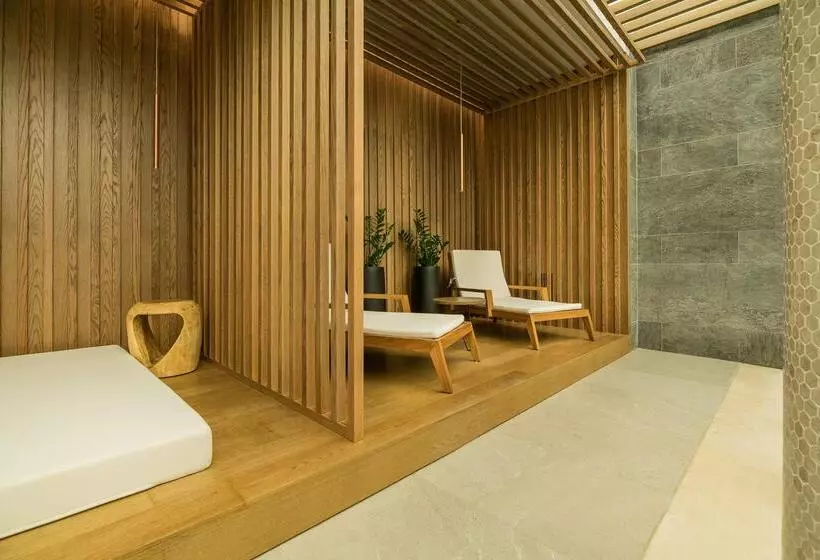 Akasha Beach Hotel & Spa