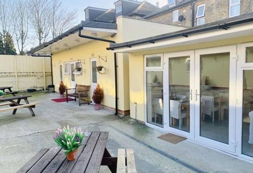 فندق Britannia Inn