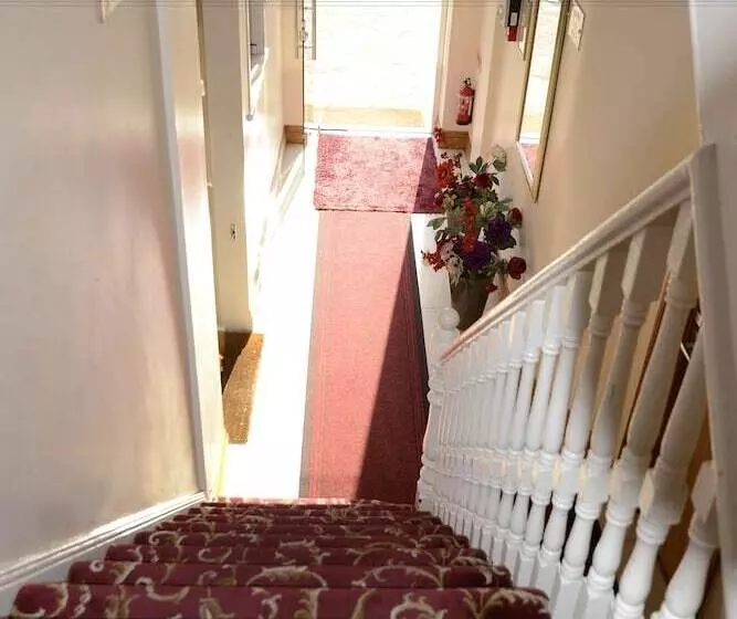 Отель Britannia Inn