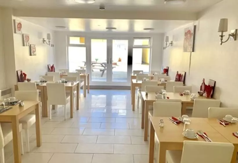 Отель Britannia Inn