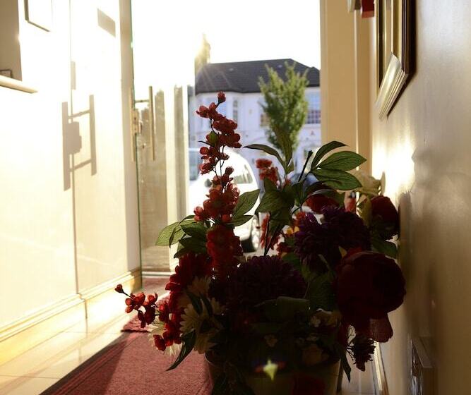 فندق Britannia Inn