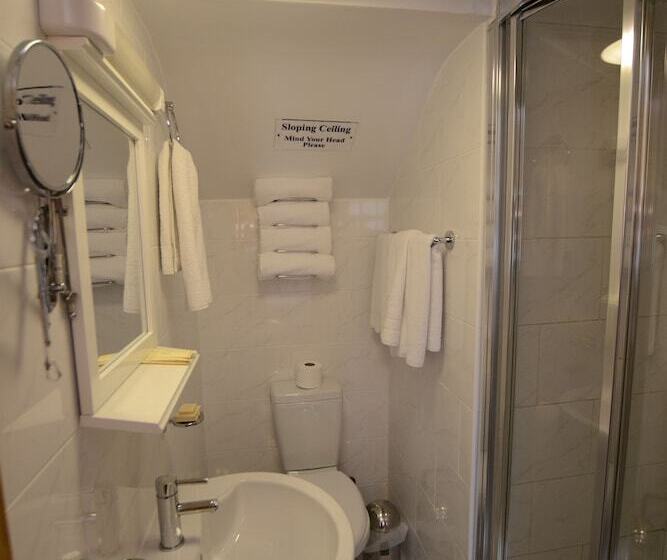 فندق Britannia Inn