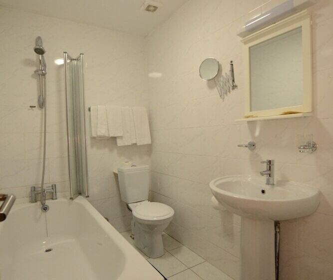 فندق Britannia Inn