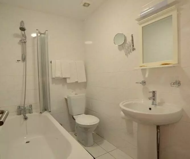 Отель Britannia Inn