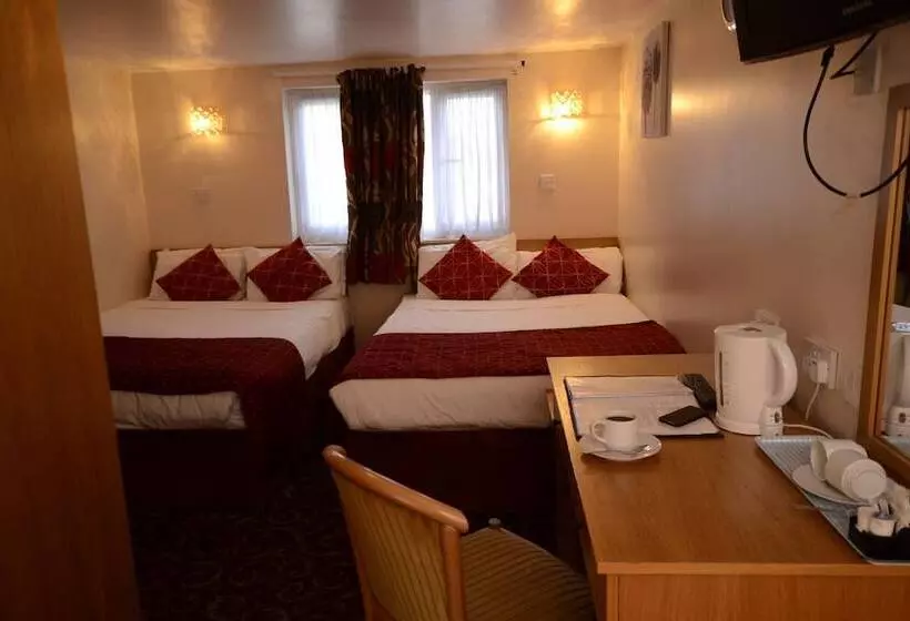 Отель Britannia Inn