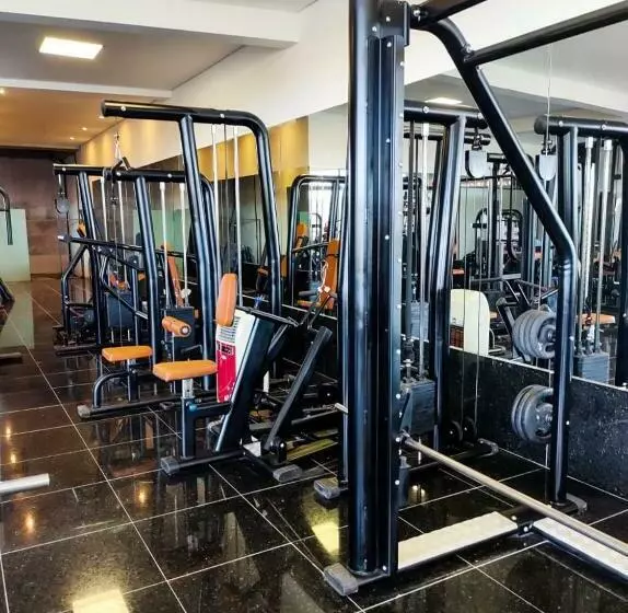 Отель Chris Park