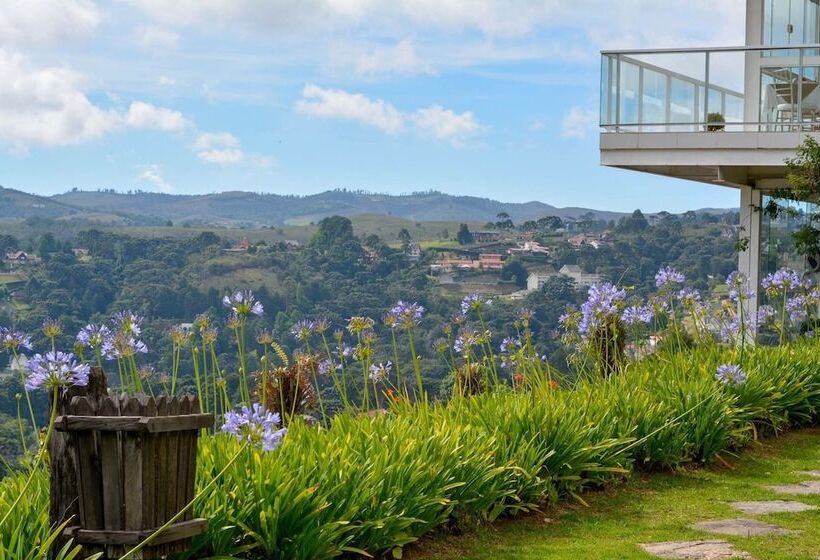 Отель Chris Park