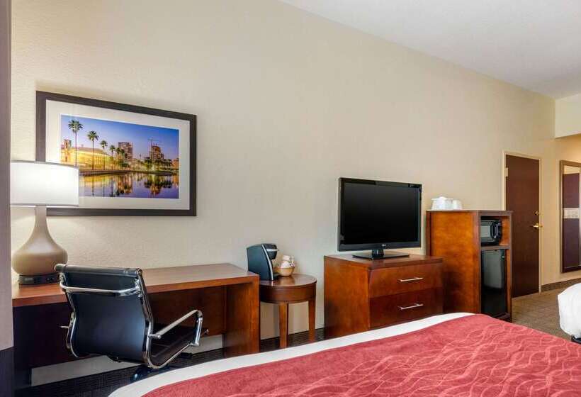 בית מלון כפרי Comfort Inn & Suites Northeast  Gateway