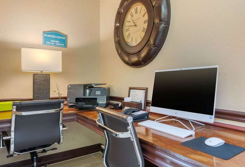 בית מלון כפרי Comfort Inn & Suites Northeast  Gateway