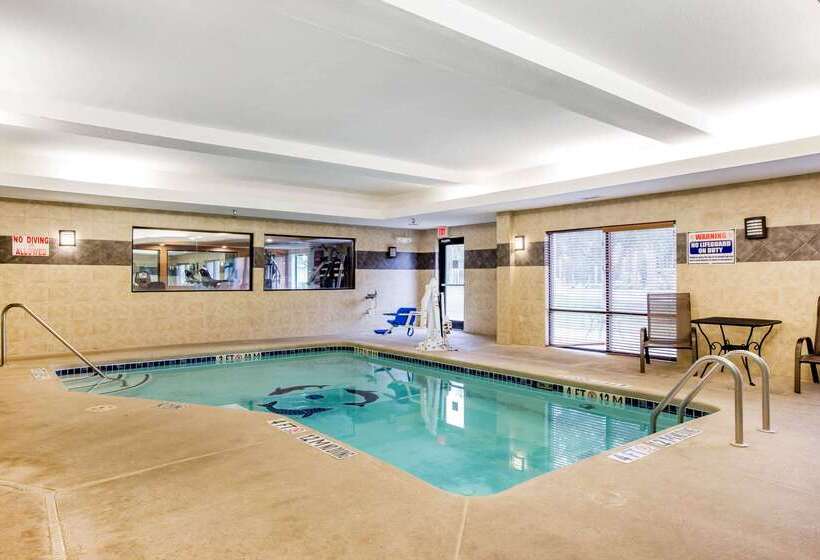 فندق Comfort Suites Golden Isles Gateway