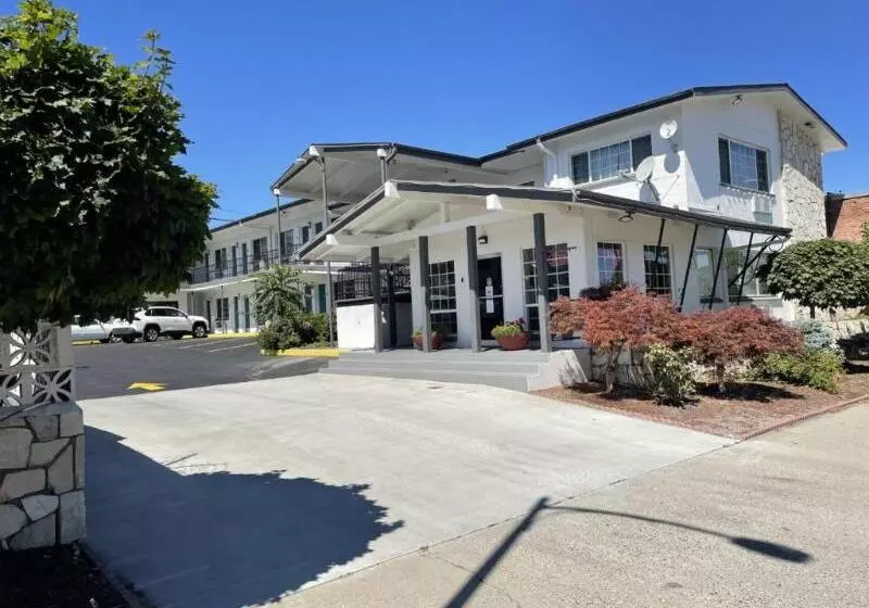 ホテル Downtown Inn