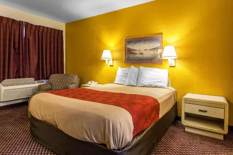 ホテル Downtown Inn