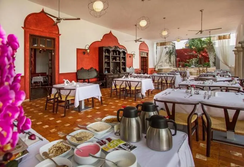 هتل Hacienda Santa Cruz