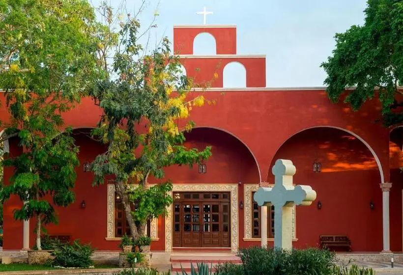 هتل Hacienda Santa Cruz
