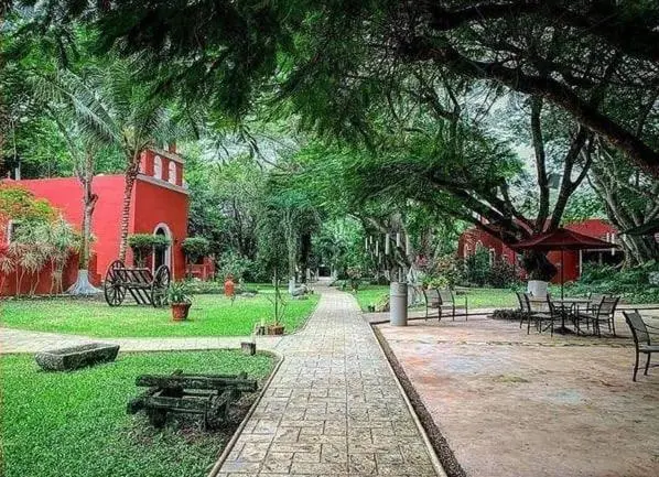 هتل Hacienda Santa Cruz