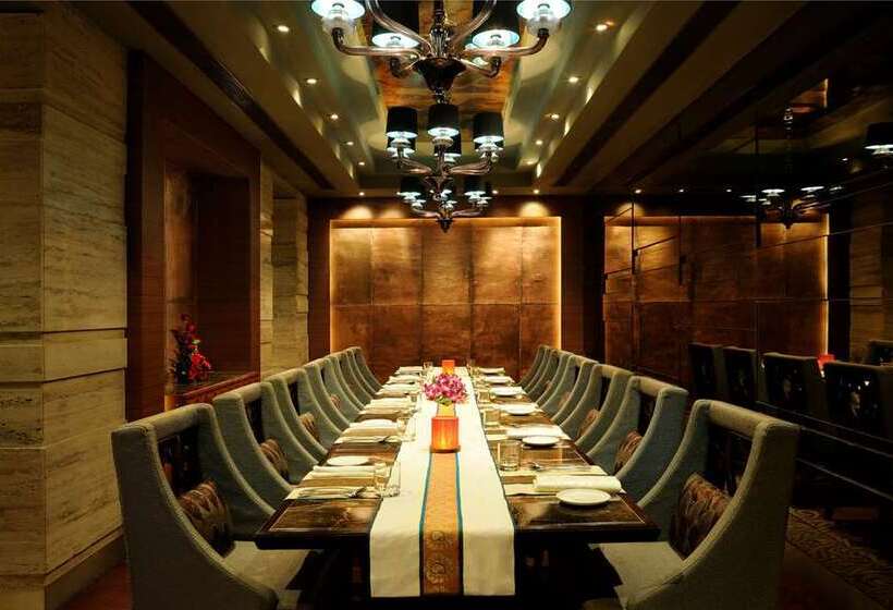 ホテル Hilton Chennai