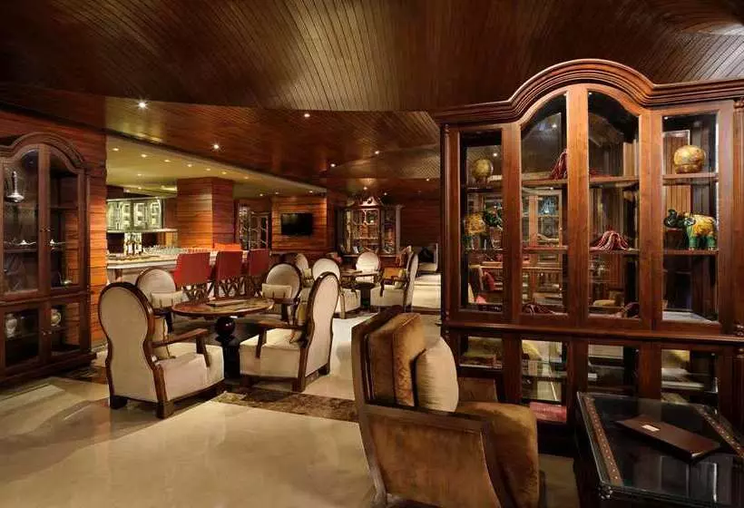 בית מלון כפרי Hilton Chennai