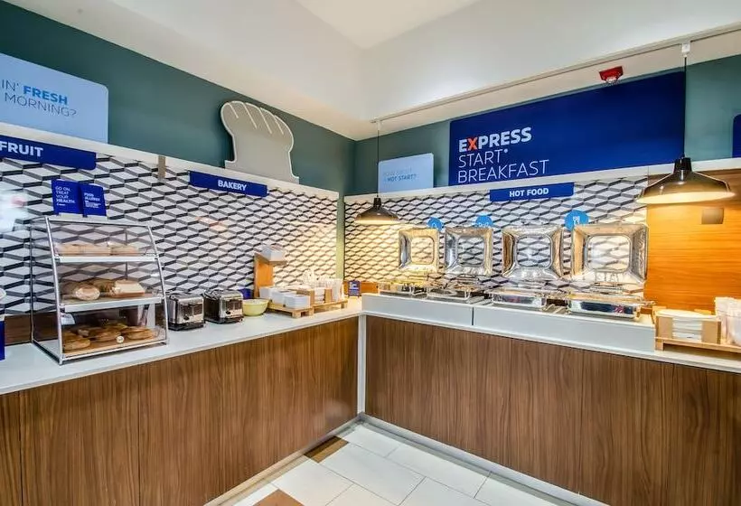 호텔 Holiday Inn Express & Suites   Olathe South, An Ihg