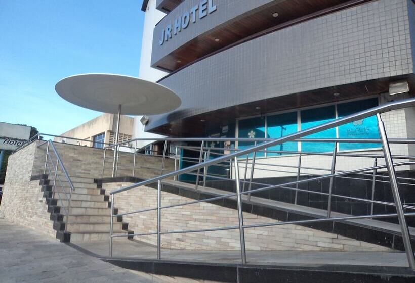 هتل Jr