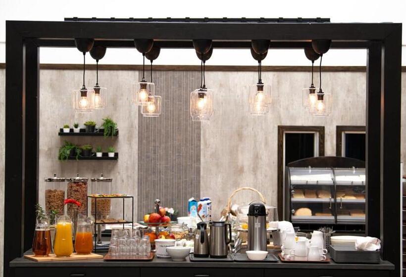 هتل L Kvarntorget