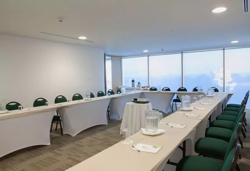 בית מלון כפרי Las Americas Torre Del Mar