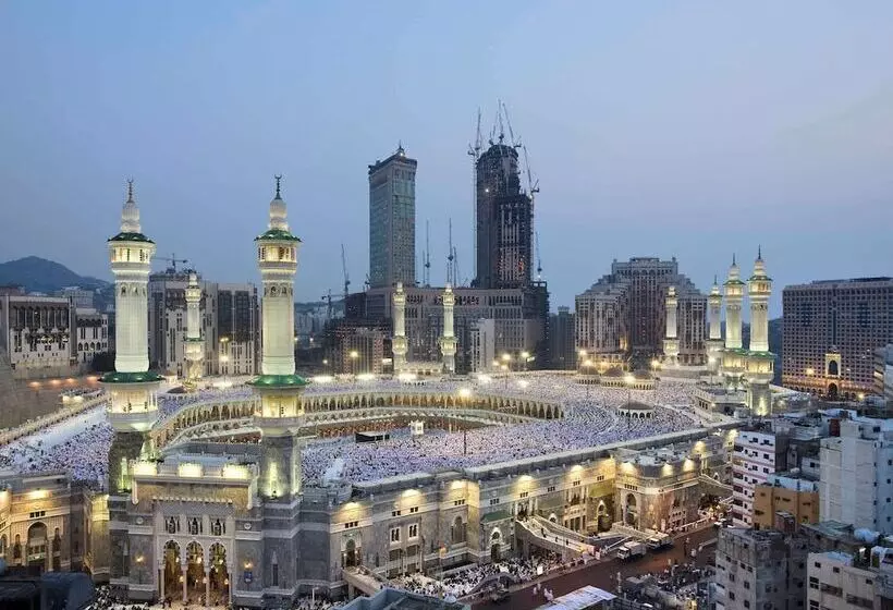 בית מלון כפרי Movenpick Makkah Hajar Tower