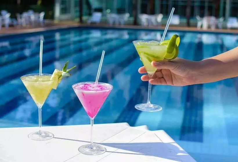 בית מלון כפרי Nacional Inn Foz Do Iguaçu