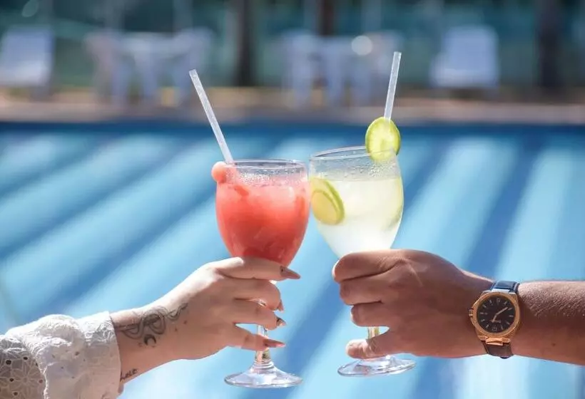 בית מלון כפרי Nacional Inn Foz Do Iguaçu