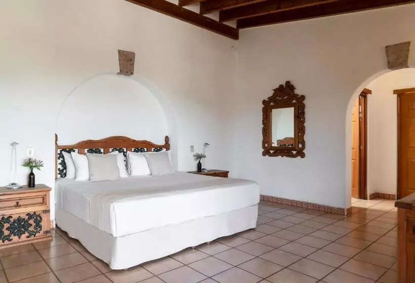 Posada Del Tepozteco Hotel & Gallery