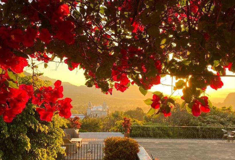 Posada Del Tepozteco   Hotel & Gallery