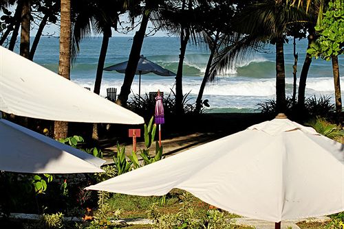 酒店 Pranamar Villas & Yoga Retreat