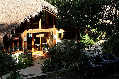 酒店 Pranamar Villas & Yoga Retreat