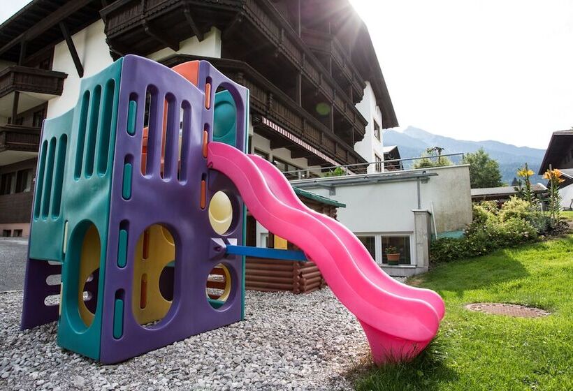 בית מלון כפרי Solstein