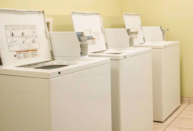 호텔 Suburban Studios Near Panama City Beach