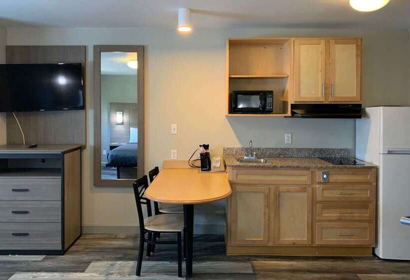 호텔 Suburban Studios Near Panama City Beach