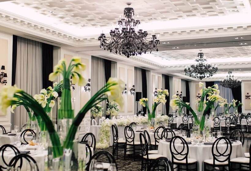 Szálloda The St. Regis Toronto