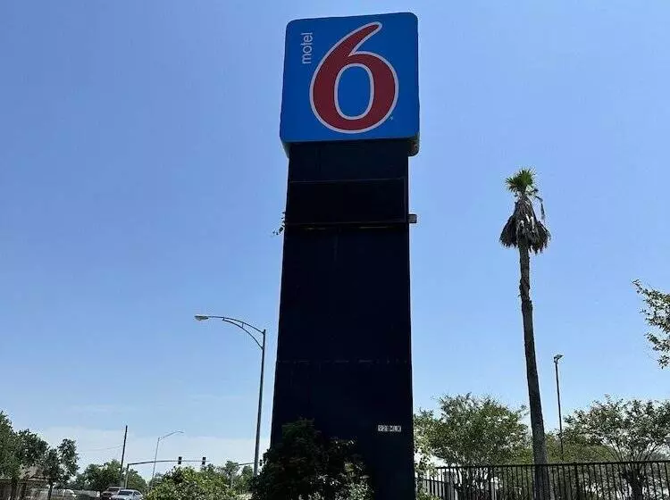 Motel 6 Lake Charles, La