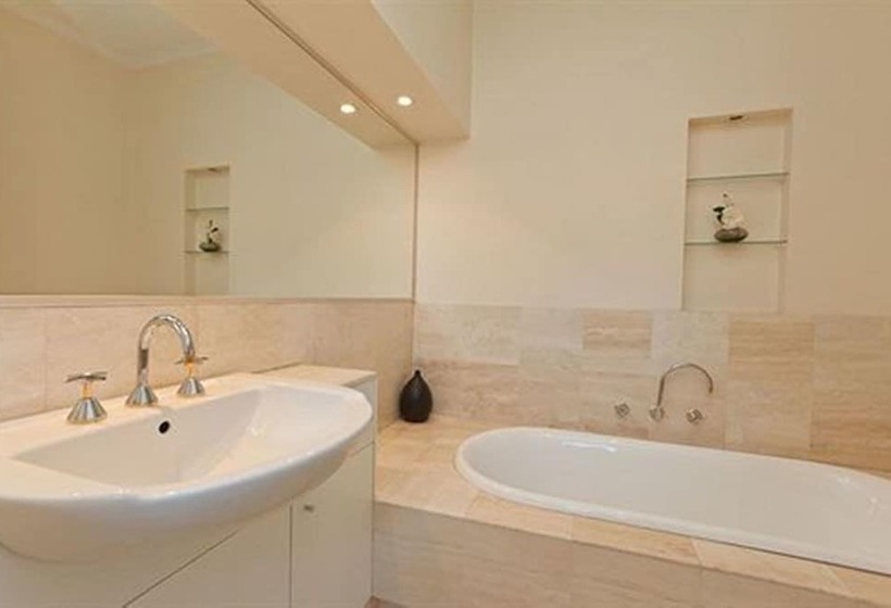 Sixty Two On Grey Serviced Apartments