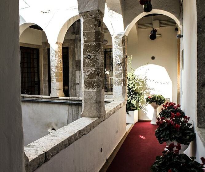 Отель B&b Agorà