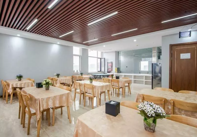 Hotelli Greentree Inn Yinchuan International Trade Market