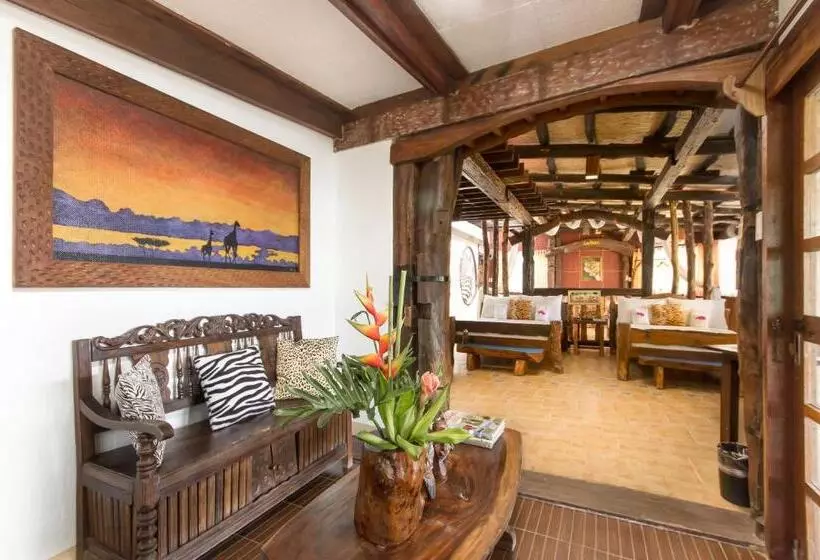 Hotelli Oldwoods By The Sea Nature Resort   Pangasinan